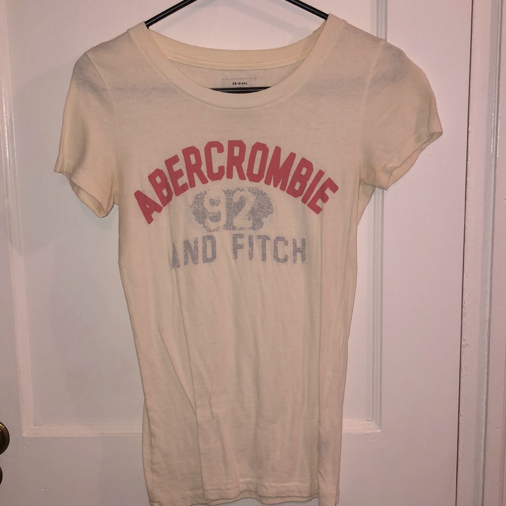 Light cream color Abercrombie graphic tee